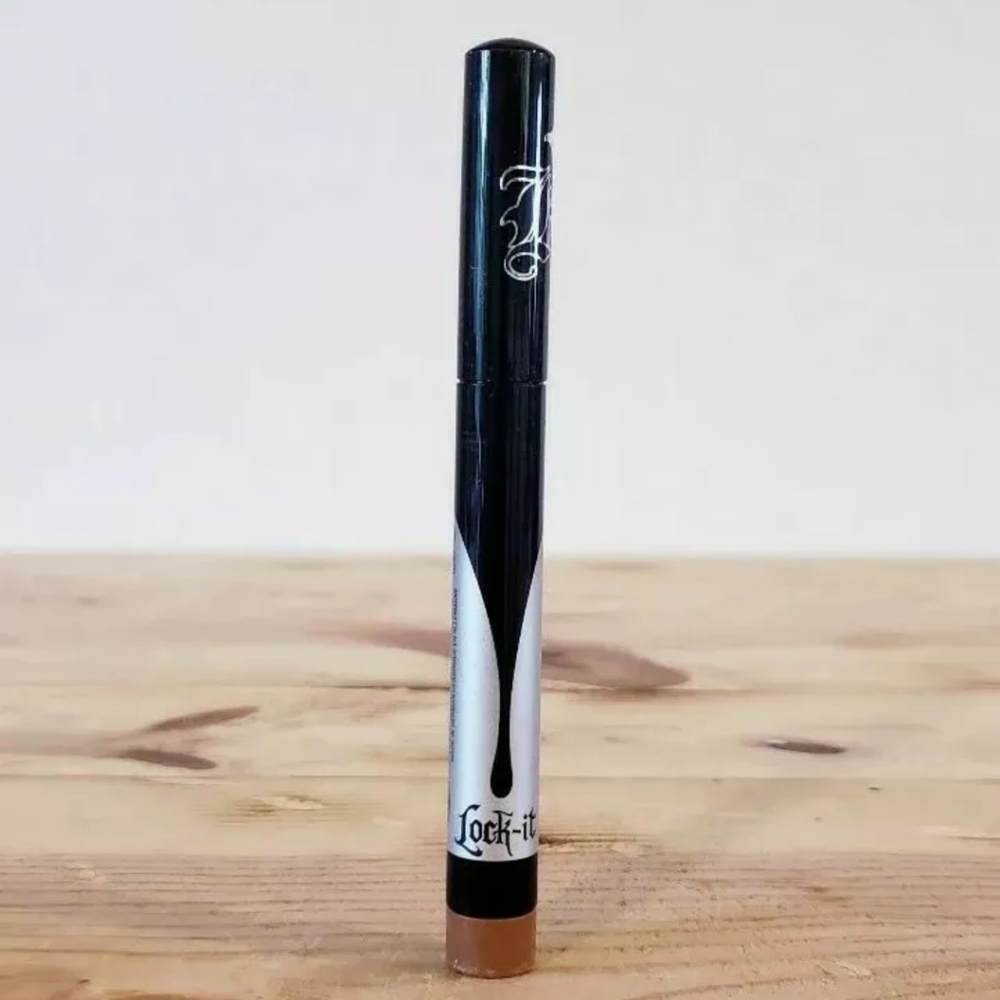 KAT VON D Lock-It Color Correcting Primer DEEP - Picture 2 of 4